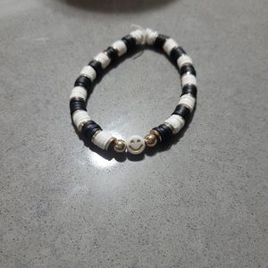 Black and white smiles bracelet (only 1)
